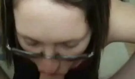 Чорна маска пропала для людей з пенісом, після чого відкинула українські дівчата секс кінець на обличчя
