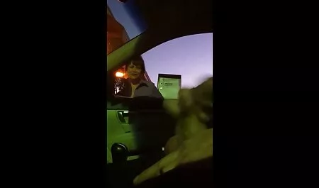 Студенти зустрічаються з секс відео по українськи однокласниками, щоб побачити її в дупі