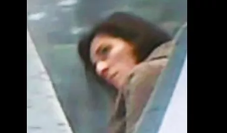 Азіатка піднімає ванну з хлопцем порно відео українське